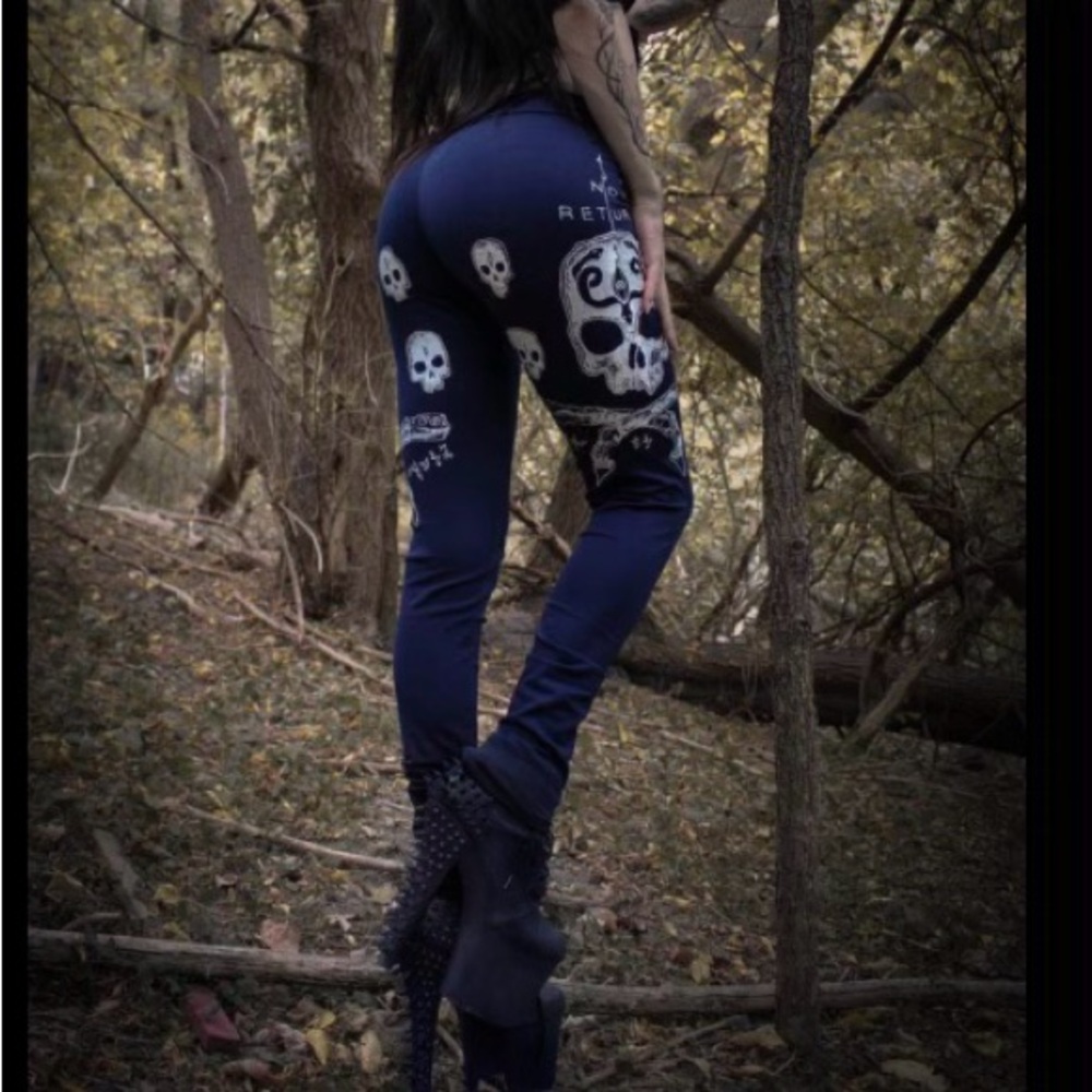 Toxic Vision No Return Cigarette pants